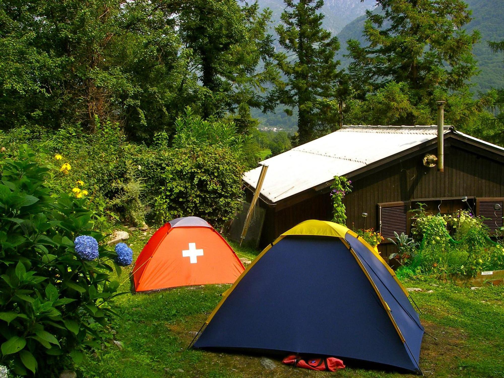 Baracca Backpacker Hostel Aurigeno Exterior photo