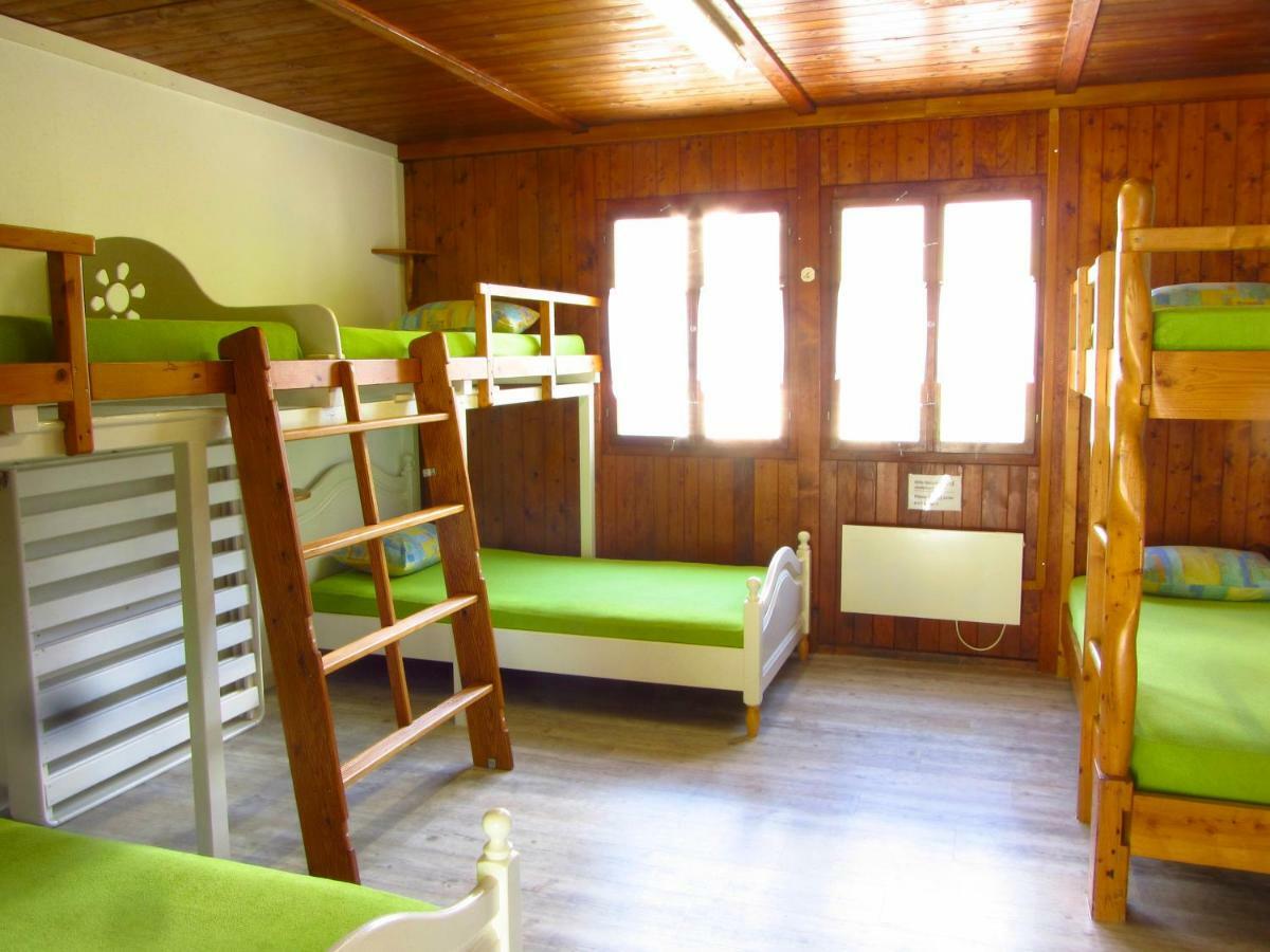 Baracca Backpacker Hostel Aurigeno Exterior photo