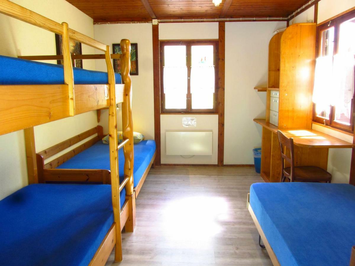 Baracca Backpacker Hostel Aurigeno Exterior photo